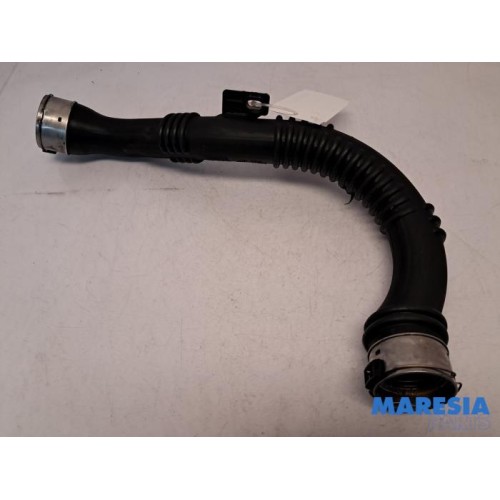 Renault - Trafic - Intercooler Buis