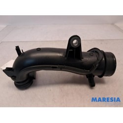 Renault - Trafic - Air intake hose