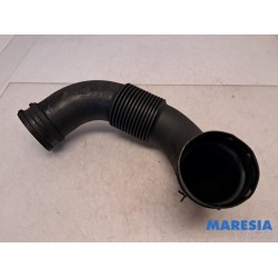Renault - Trafic - Air intake hose