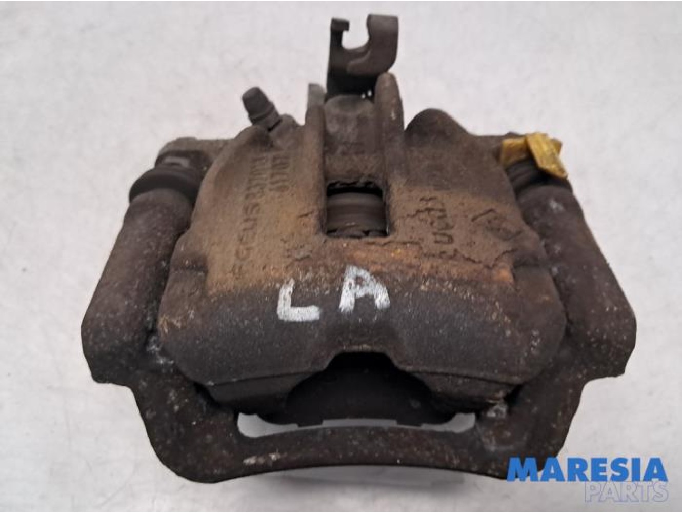 Renault - Trafic - Rear brake calliper, left