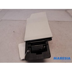Renault - Trafic - Tank cap cover