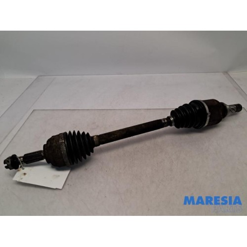 Renault - Clio - Front drive shaft, left