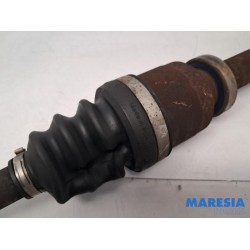 Renault - Clio - Front drive shaft, right