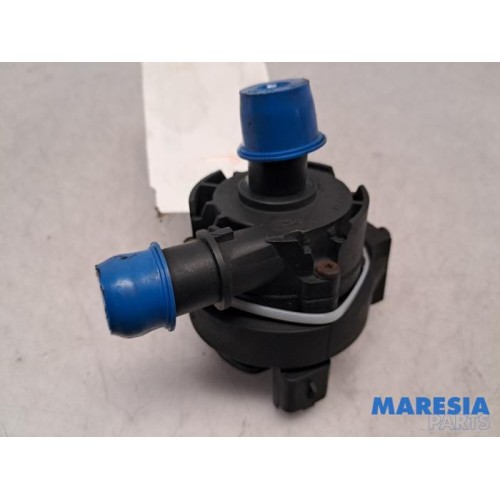 Renault - Trafic - Additional water pump