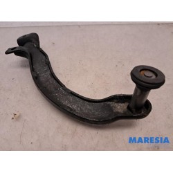 Renault - Trafic - Sliding door roller, right