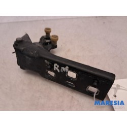 Renault - Trafic - Sliding door roller, right
