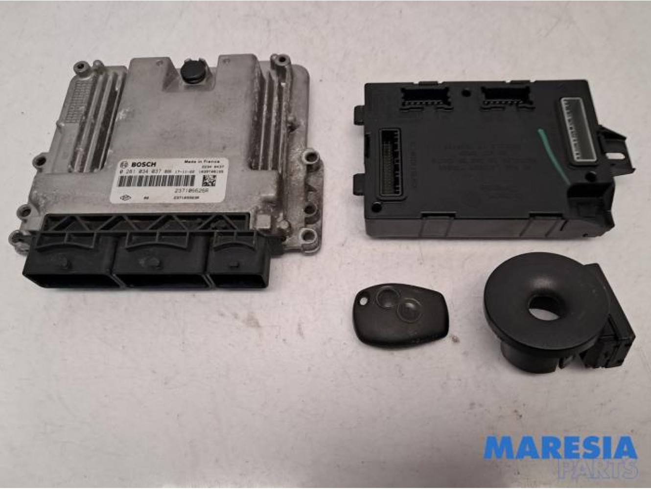 Renault - Trafic - Engine management computer