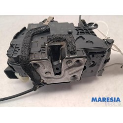 Renault - Trafic - Deurslot Mechaniek 2Deurs links