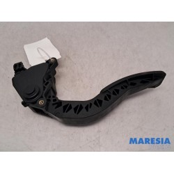 Renault - Trafic - Accelerator pedal