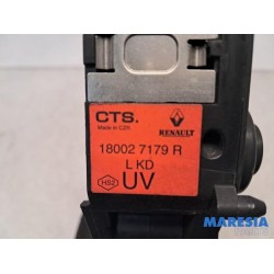 Renault - Trafic - Accelerator pedal