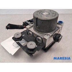 Renault - Trafic - ABS Pumpe