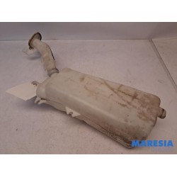 Renault - Clio - Front windscreen washer reservoir