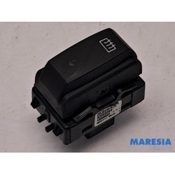 Renault - Trafic - Rear window heating switch