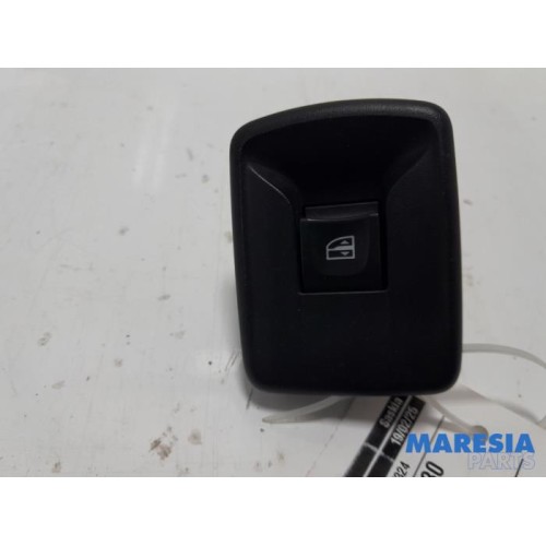 Renault - Trafic - Electric window switch