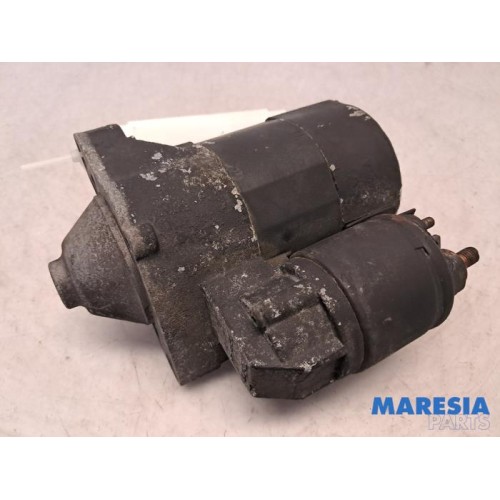 Renault - Clio - Startmotor