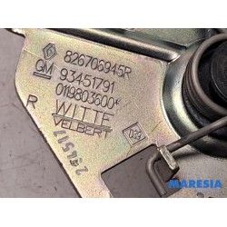 Renault - Trafic - Sliding door lock mechanism, right