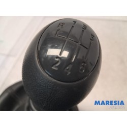 Renault - Trafic - Versnellingspook