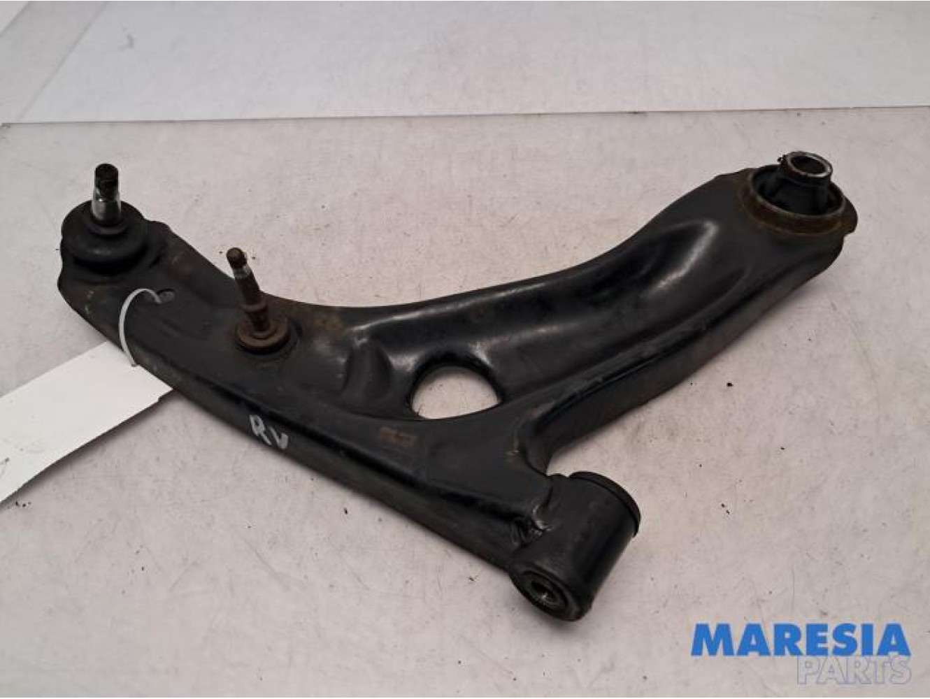 Peugeot - 107 - Front lower wishbone, right
