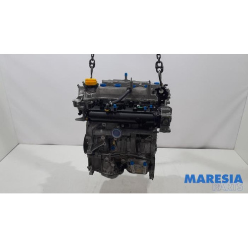Renault - Clio - Engine