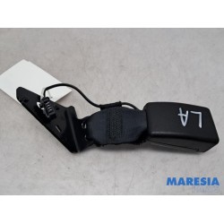 Citroen - C3 - Insertion ceinture de sécurité arrière gauche