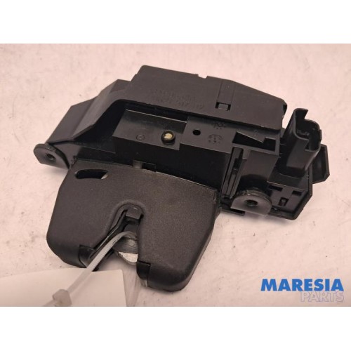 Citroen - C3 - Tailgate lock mechanism