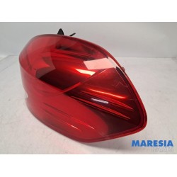 Renault - Clio - Taillight, right