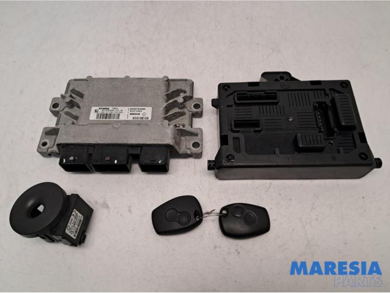 Renault - Clio - Engine management computer