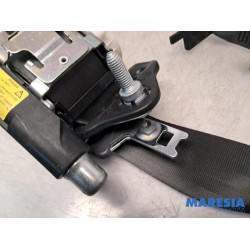 Renault - Clio - Sicherheitsgurt links hinten