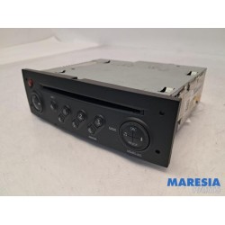 Renault - Clio - Radio CD player