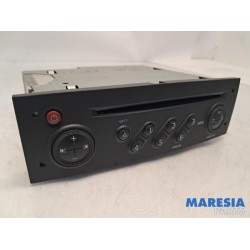Renault - Clio - Radio CD player