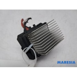 Renault - Clio - Heater resistor