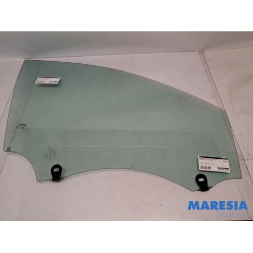 Renault - Clio - Door window 4-door, front right
