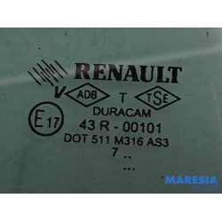 Renault - Clio - Driehoeks Ruit rechts-achter