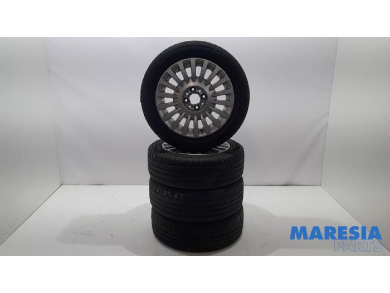Fiat - 500 - Sportvelgenset + banden