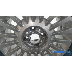 Fiat - 500 - Sportvelgenset + banden