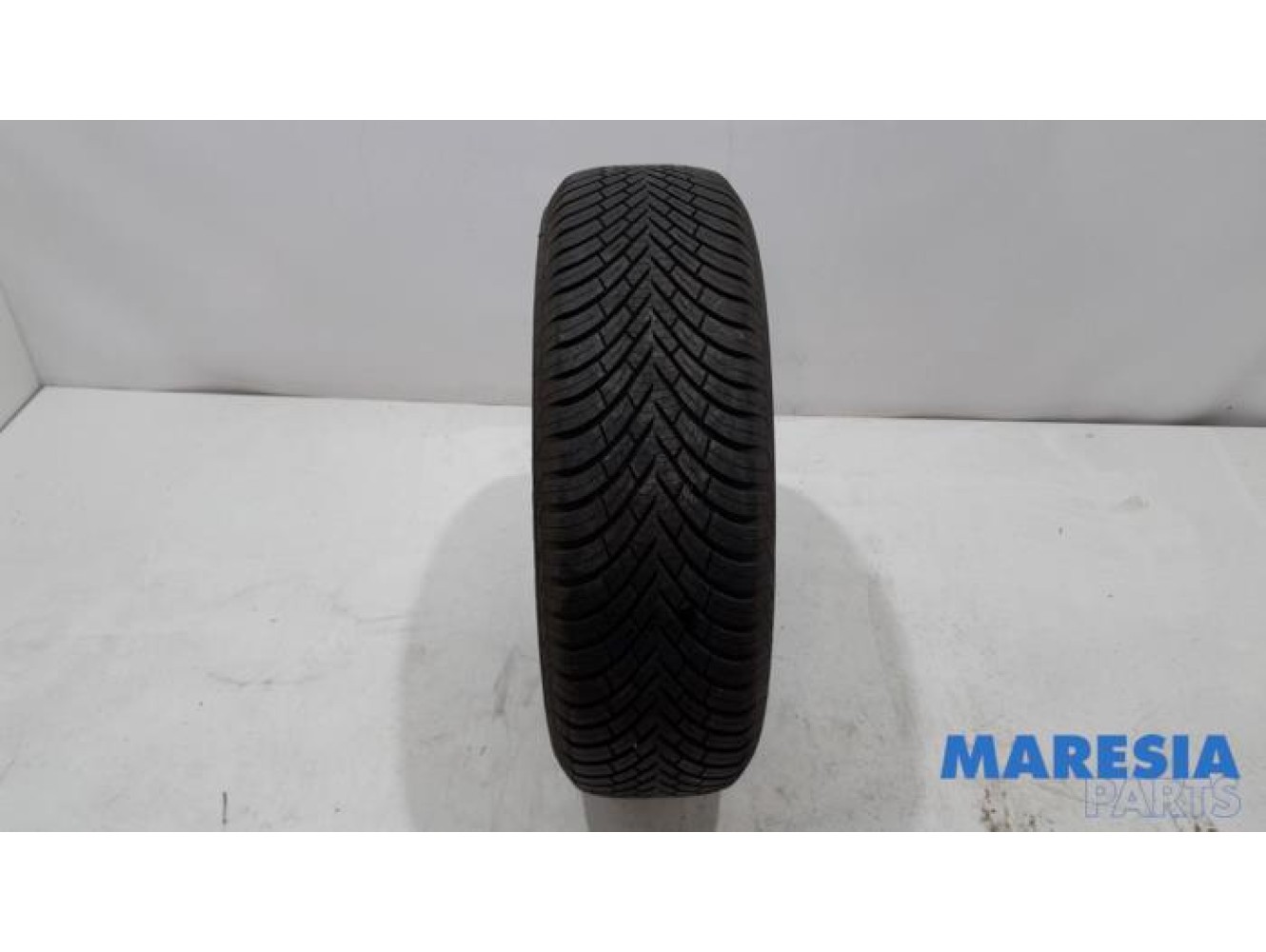 Peugeot - 208 - Tyre