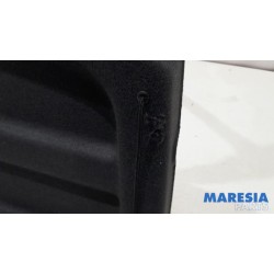 Renault - Captur - Parcel shelf