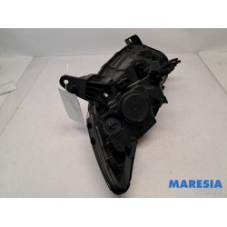 Renault - Captur - Headlight, right