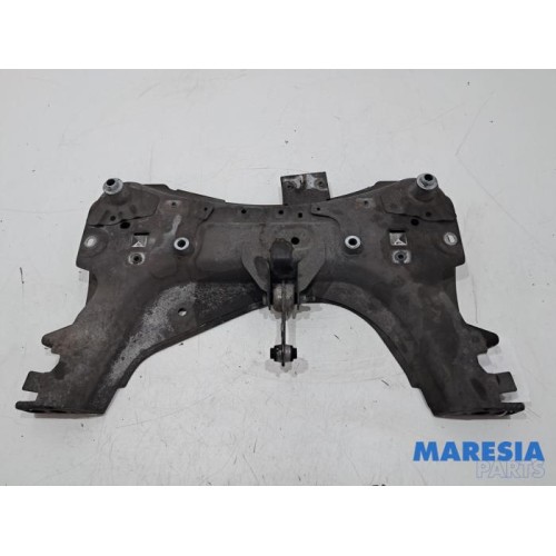 Renault - Captur - Subframe