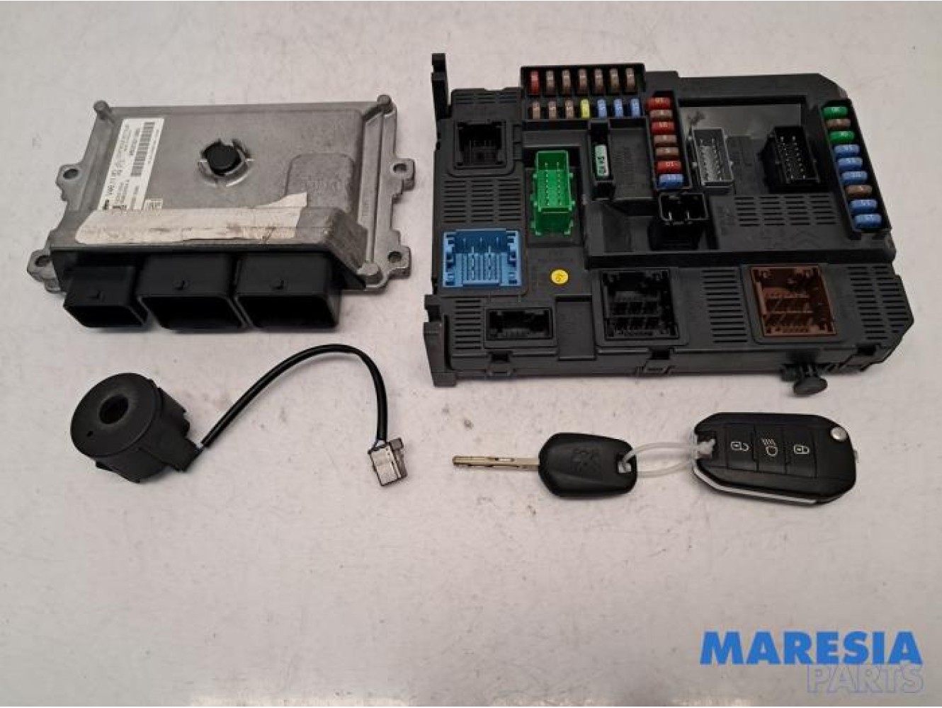 Peugeot - 208 - Engine management computer