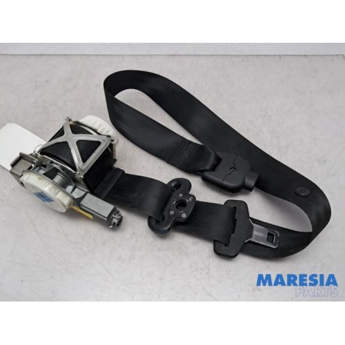 Ford - KA - Front seatbelt, left