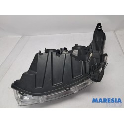 Peugeot - 208 - Koplamp rechts