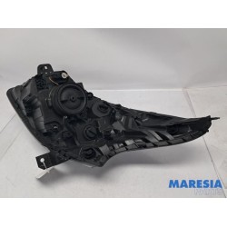 Renault - Trafic - Phare droit
