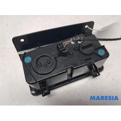 Renault - Trafic - Reversing light, right