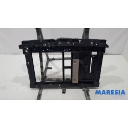 Peugeot - 208 - Front panel