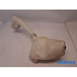 Peugeot - 208 - Front windscreen washer reservoir