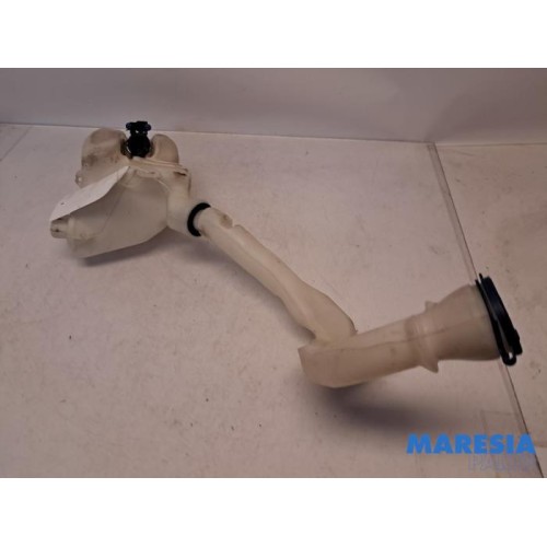 Peugeot - 208 - Front windscreen washer reservoir