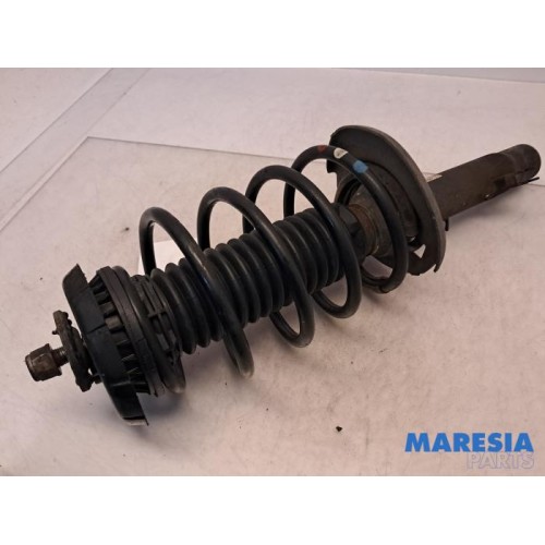 Peugeot - 208 - Front shock absorber rod, right