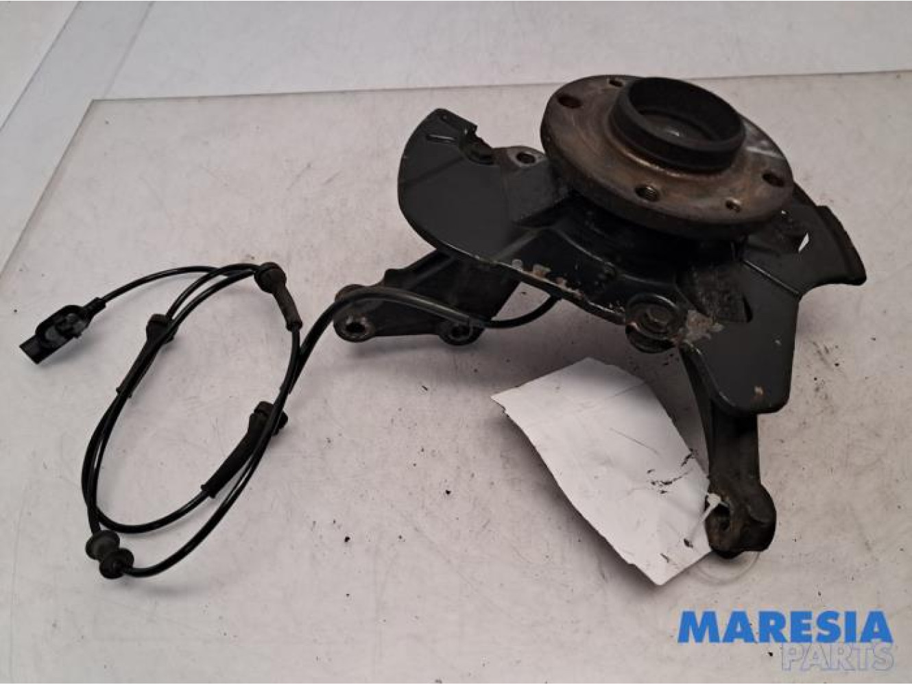 Fiat - 500 - Knuckle, front right