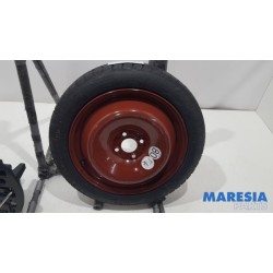 Renault - Captur - Krikset + reservewiel